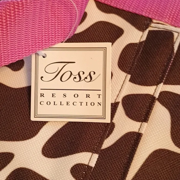 Toss Resort Collection Giraffe Print Tote Bag with Pink Straps, W/Hot Iron Bag - Picture 2 of 16